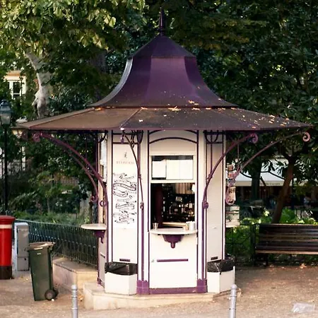 Triplex With Garage - Praca Flores 아파트 리스본