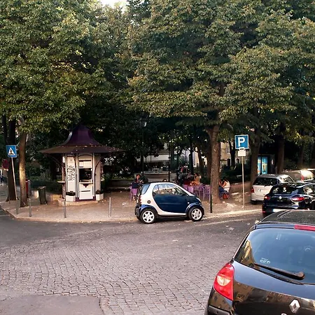 شقة Triplex With Garage - Praca Flores Lisboa