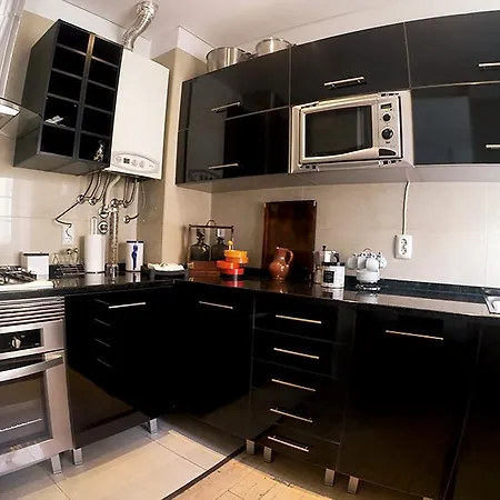 Triplex With Garage - Praca Das Flores